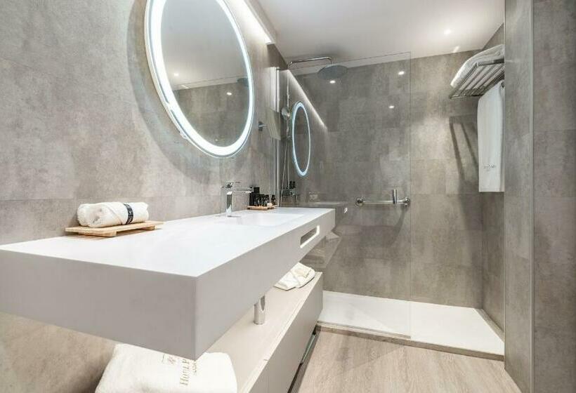 اتاق لوکس, Grand Plaza Hotel & Wellness