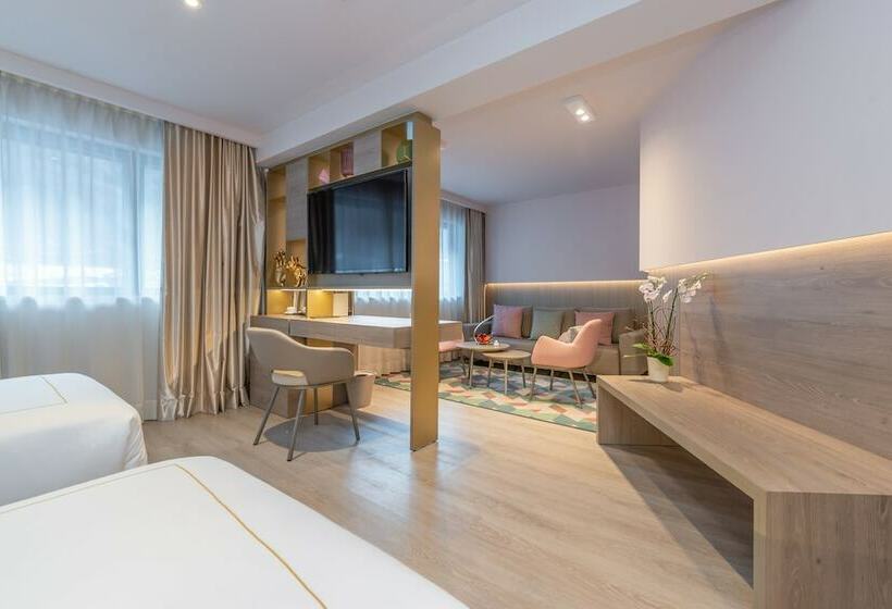 اتاق لوکس, Grand Plaza Hotel & Wellness