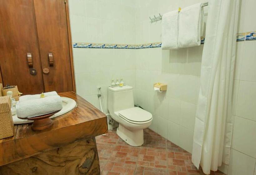 غرفة عائلية, Ubud Inn Cottage By Prasi