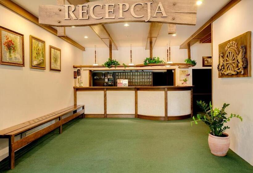 اتاق استاندارد, Zajazd Piastowski