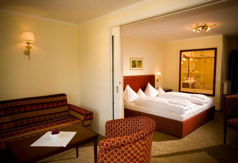 جناح, Seefischer   Finest Hideaway