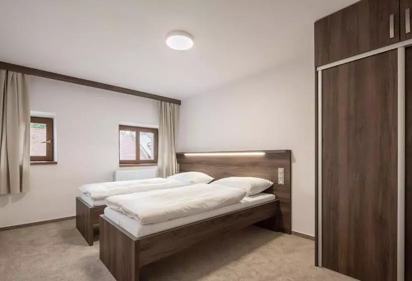 Suite Duplex, Grand