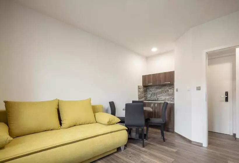 Suite Duplex, Grand