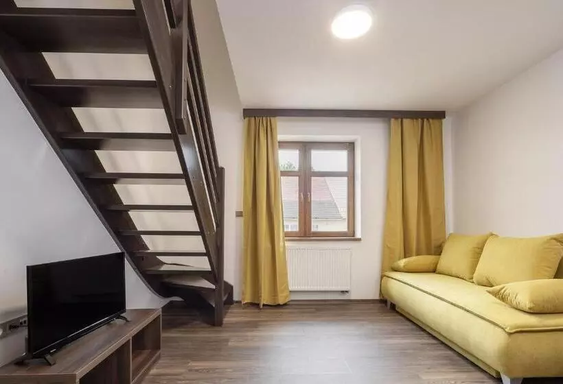Suite Duplex, Grand
