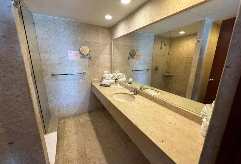 سوییت, Quijote Inn