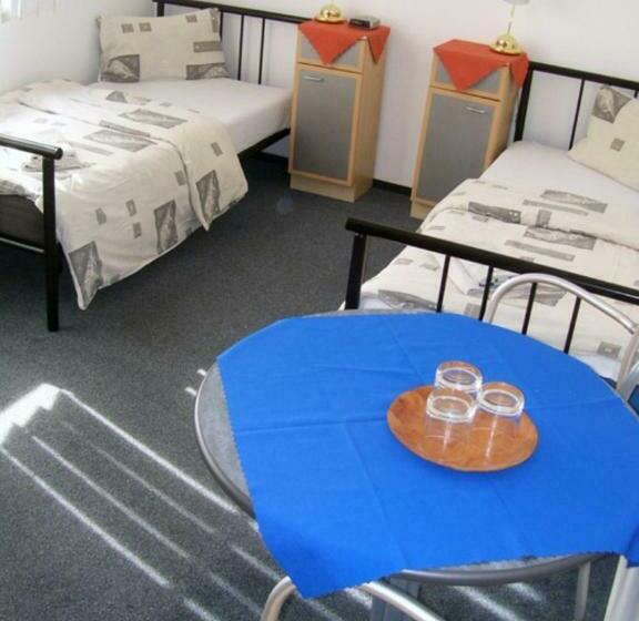 غرفة قياسية, Slovan