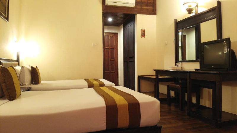 Номер Стандарт Трехместный, The Flora Kuta Bali
