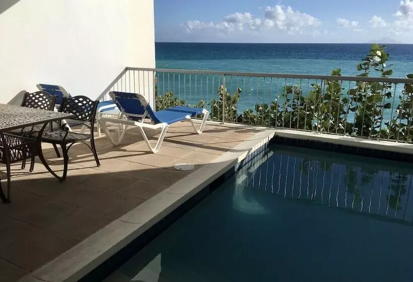 ویلا دلوکس 2 خوابه, Sapphire Beach Club Resort