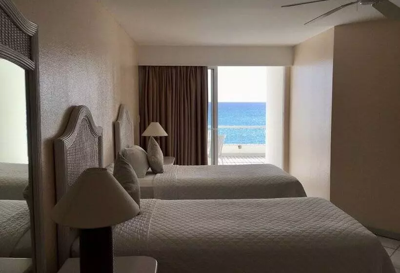 ویلا دلوکس 2 خوابه, Sapphire Beach Club Resort