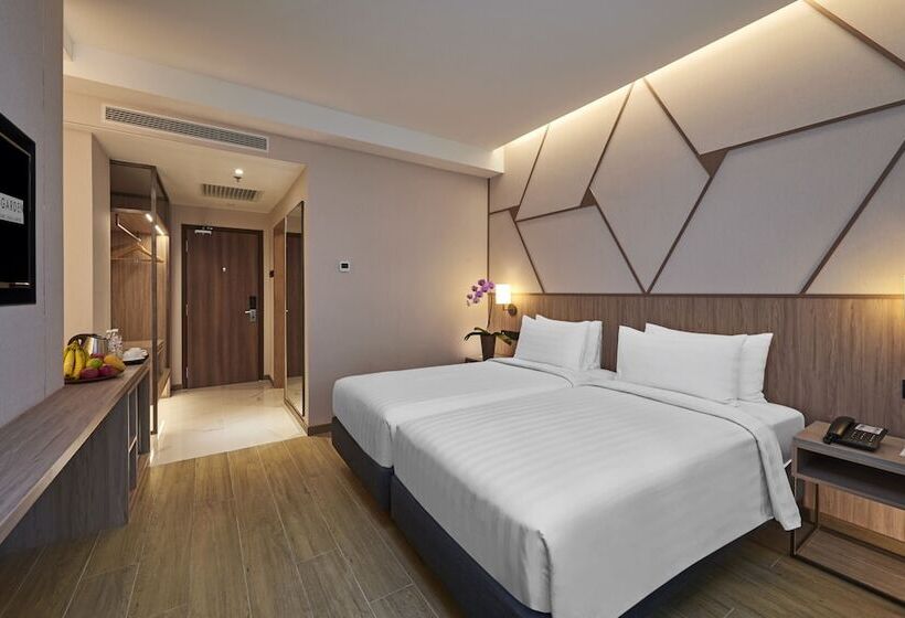 Номер Deluxe Кровать Кинг, Swiss Garden Hotel Bukit Bintang Kuala Lumpur