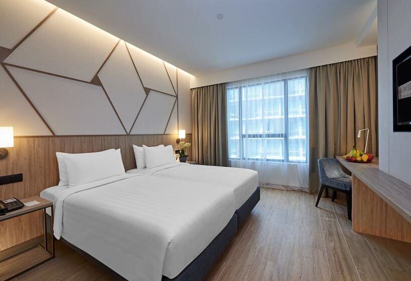 Номер Deluxe, Swiss Garden Hotel Bukit Bintang Kuala Lumpur