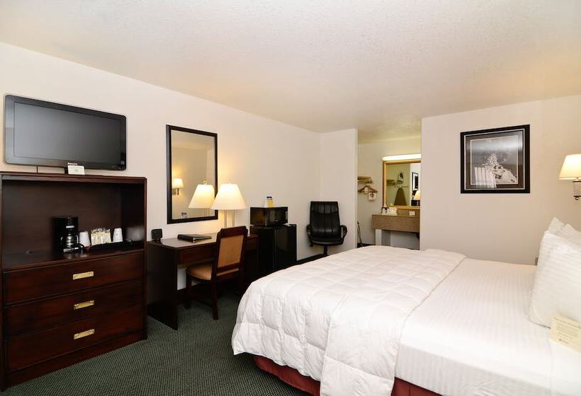 جناح, Best Western Colorado River Inn