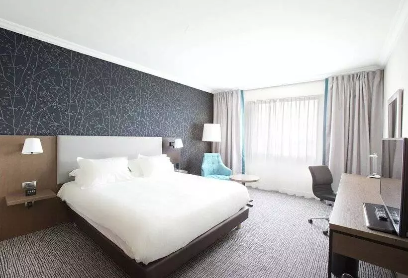 デラックスルーム, Hilton Paris Charles De Gaulle Airport