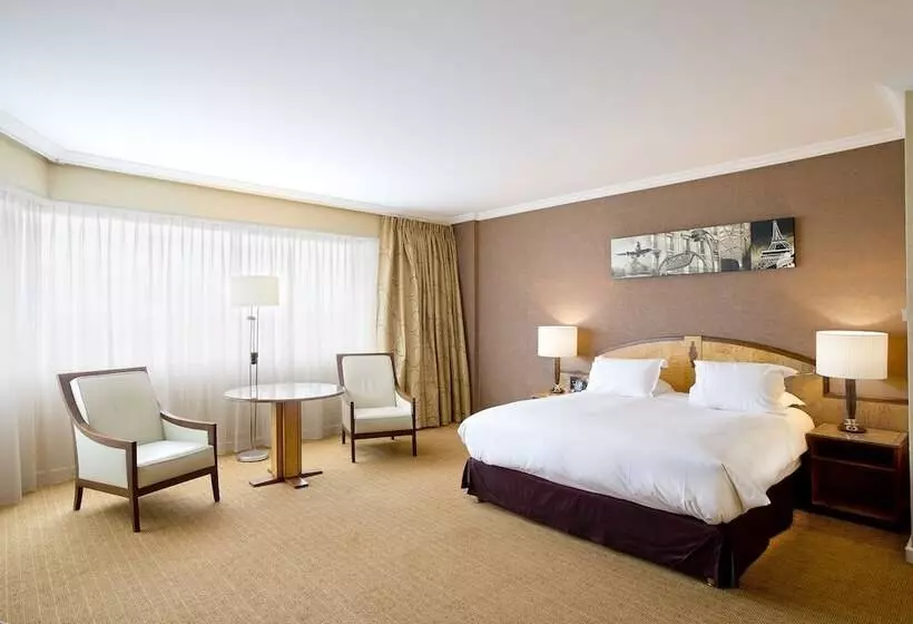 ファミリールーム, Hilton Paris Charles De Gaulle Airport
