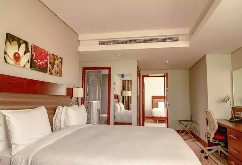 ファミリールーム, Hilton Paris Charles De Gaulle Airport