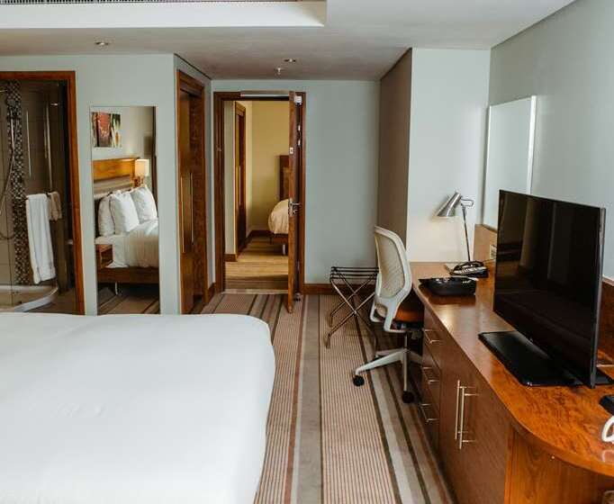 Семейный Номер, Hilton Paris Charles De Gaulle Airport