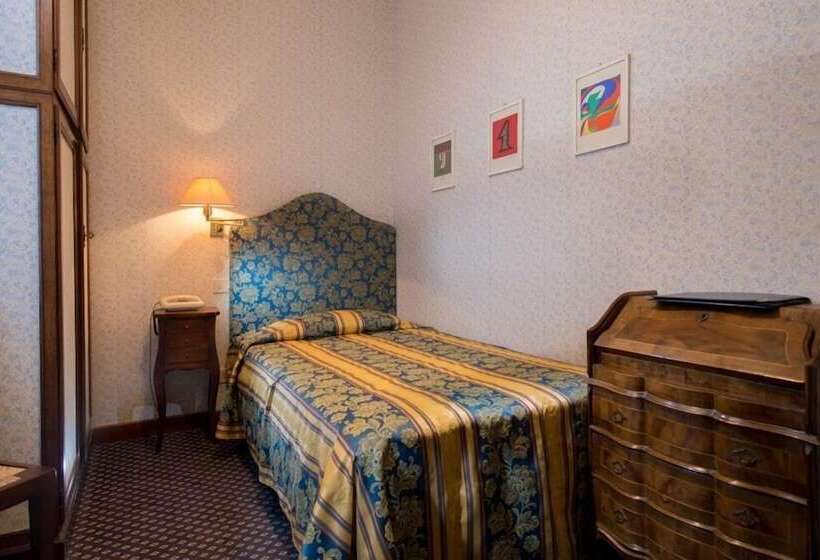 标准单人间, La Meridiana