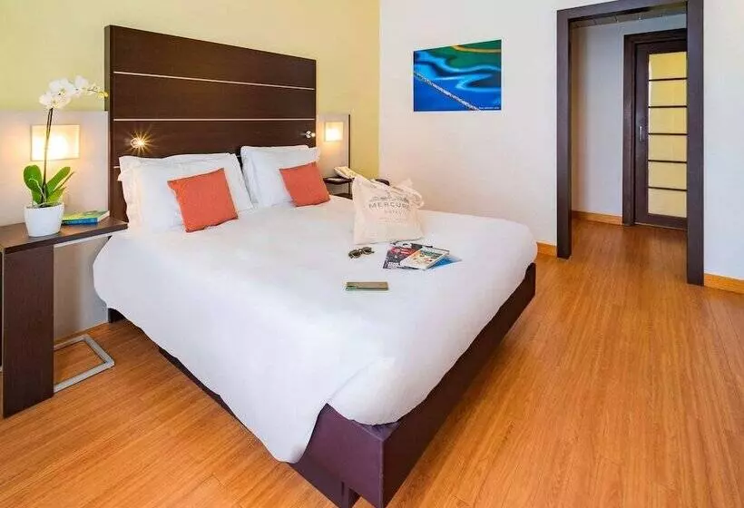 اتاق سوپریور, Mercure Napoli Centro Angioino