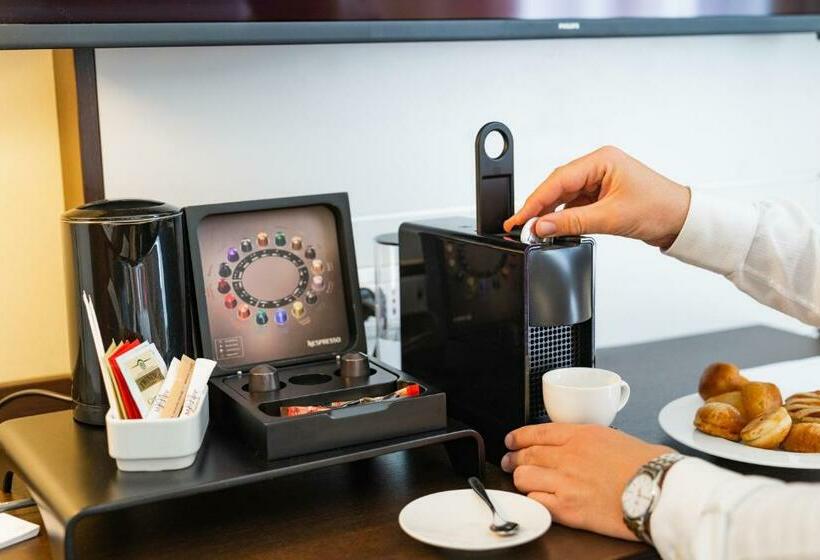 اتاق سوپریور, Mercure Napoli Centro Angioino