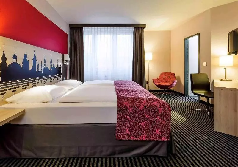スタンダードルーム, Mercure Hotel Würzburg Am Mainufer