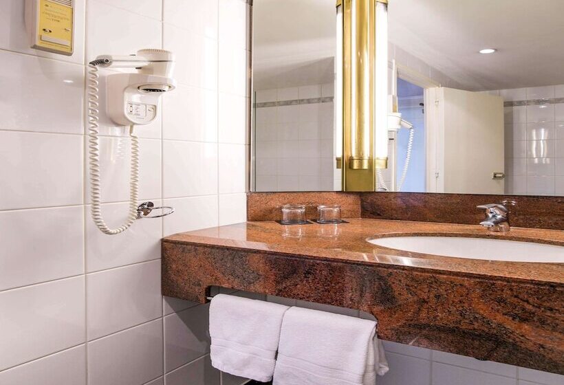 اتاق لوکس, Pullman Bucharest World Trade Center