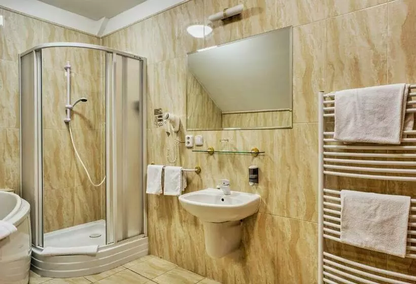 Suite 2 Quartos, Royal