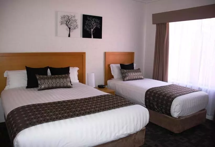 آپارتمان داخلی 2 خوابه, Blazing Stump Motel & Suites