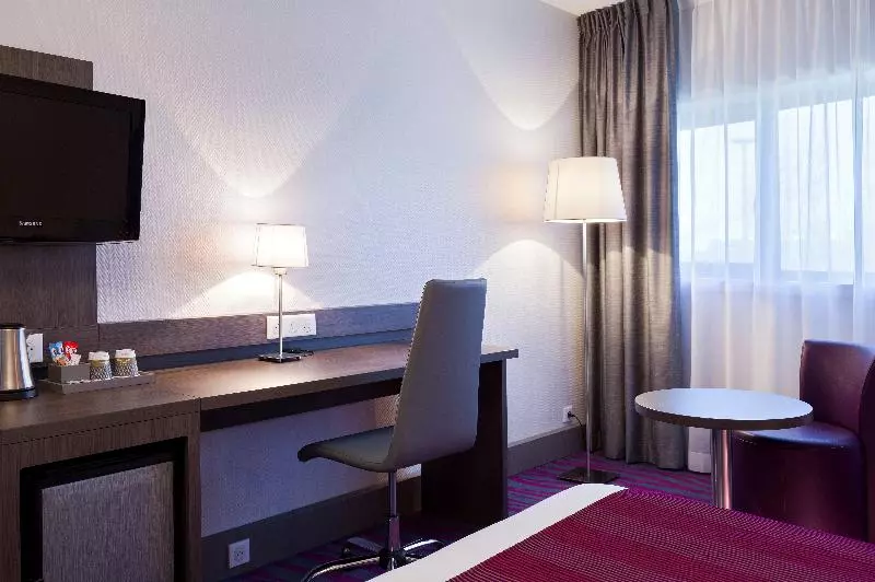 اتاق کلاسیک, Mercure Paris 19 Philharmonie La Villette