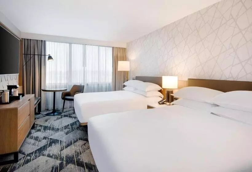 ２ダブルベッドのスタンダードルーム, Sheraton Birmingham