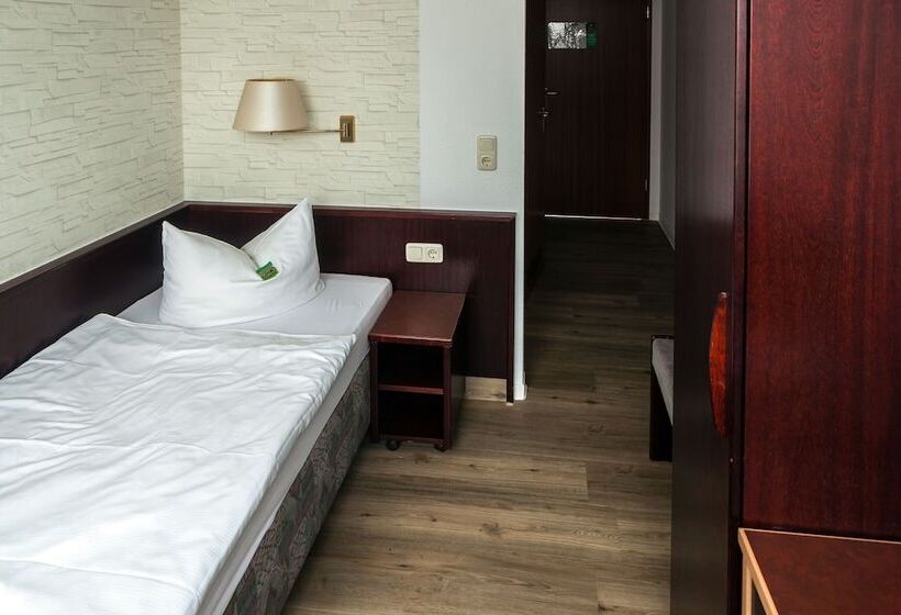 غرفة قياسية فردية, Anhalt