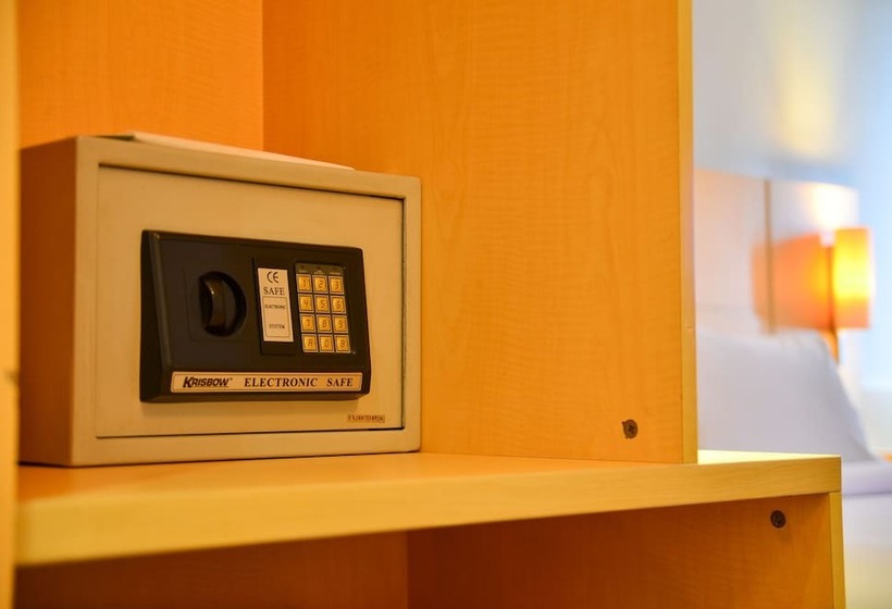 Habitació Estàndard, Ibis Jakarta Arcadia