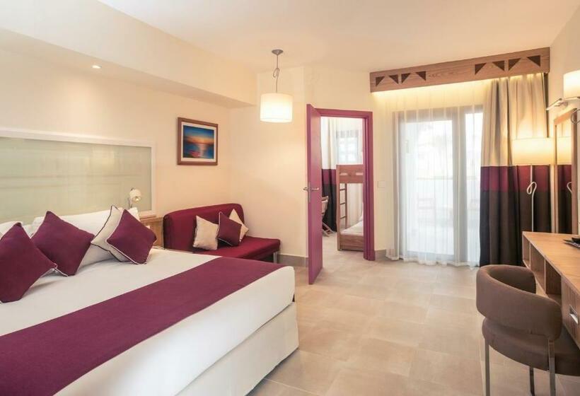 高级家庭房间, Mercure Hurghada