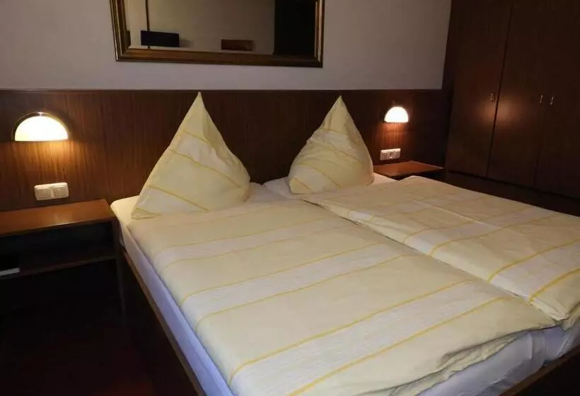 Standard-huone, Müller