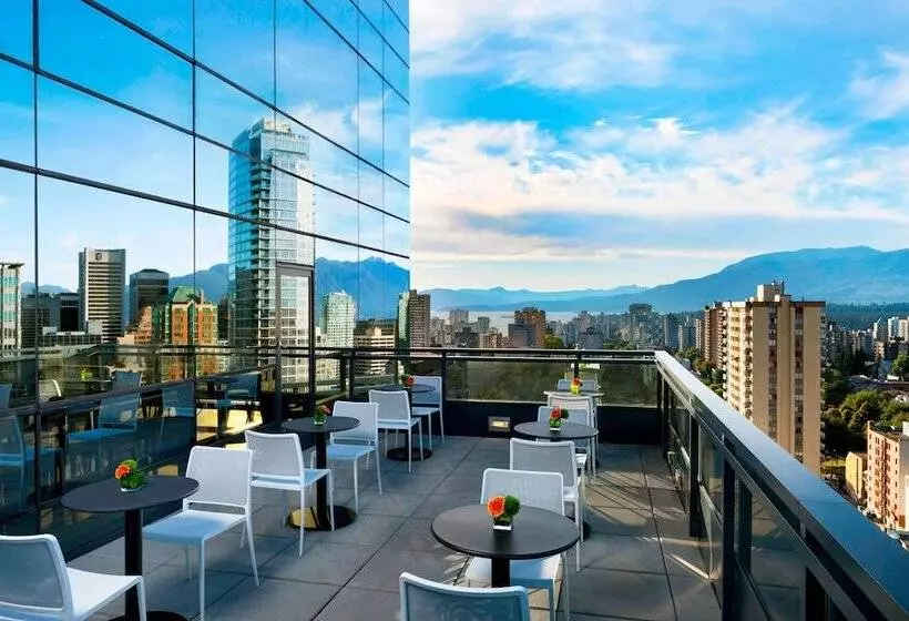 سوئیت 2 خوابه, Sheraton Vancouver Wall Centre