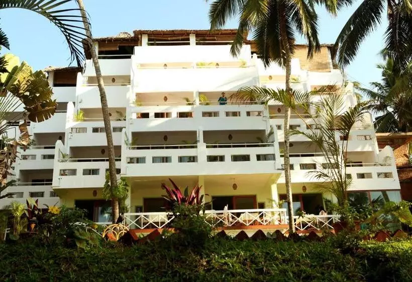 اتاق استاندارد سه نفره, Soma Palmshore