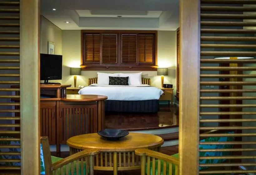 スイート, Green Island Resort