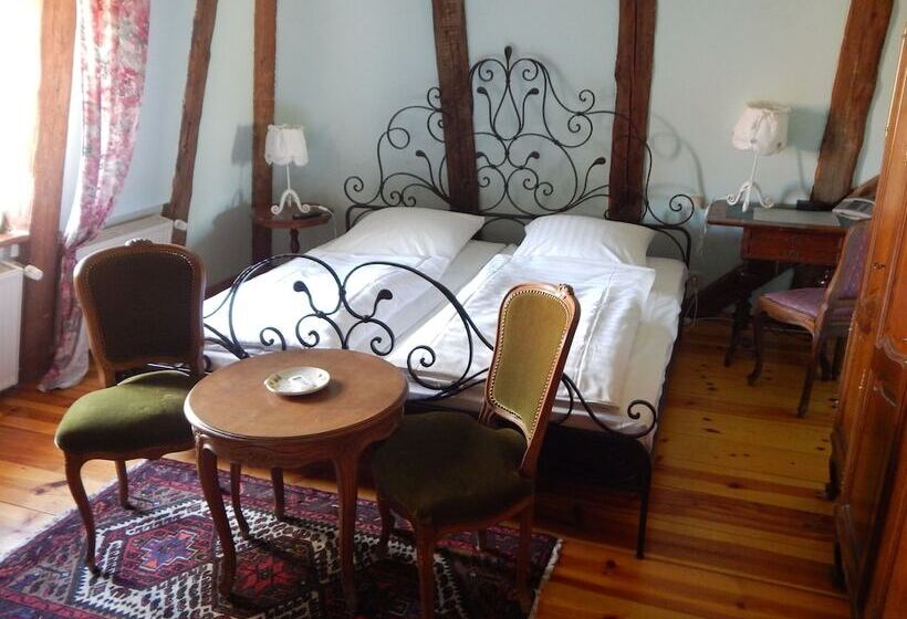 Номер Стандарт, Alte Forsterei