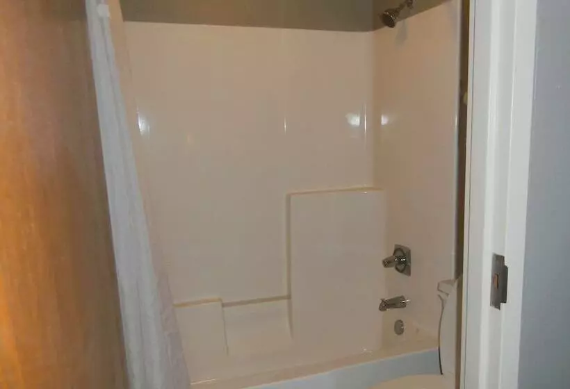２ダブルベッドのスタンダードルーム, Americas Best Value Inn Athens