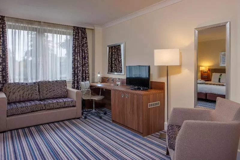 キングサイズベッドのエクゼクティブルーム, Holiday Inn Glasgow   East Kilbride, An Ihg