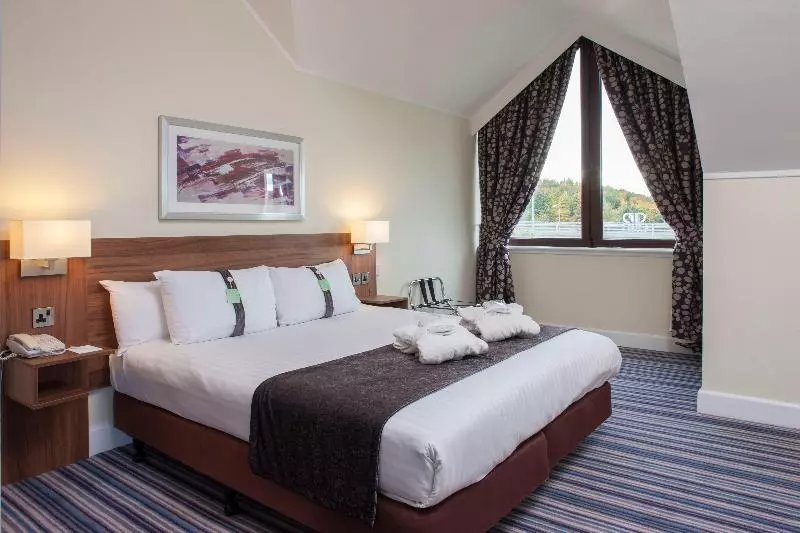 キングサイズベッドのスイートルーム, Holiday Inn Glasgow   East Kilbride, An Ihg