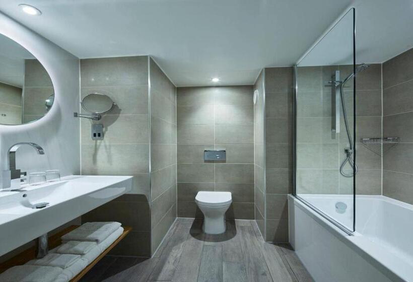 스탠다드 룸 킹사이즈 침대, Manchester Marriott Victoria & Albert