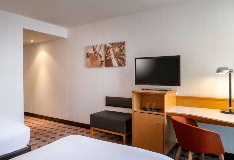 Классический Номер, Mövenpick Hotel Nürnberg Airport