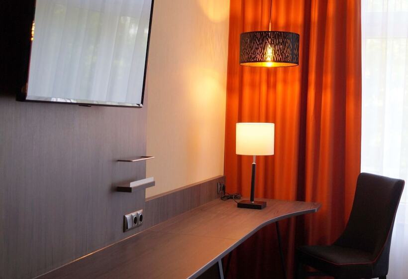 اتاق استاندارد با چشم‌انداز پارک, Plaza Premium Parkhotel Norderstedt