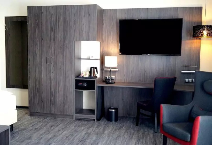 سوییت جونیور, Plaza Premium Parkhotel Norderstedt