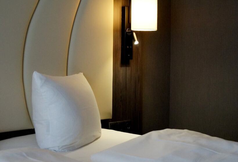 סוויטת ג'וניור, Plaza Premium Parkhotel Norderstedt