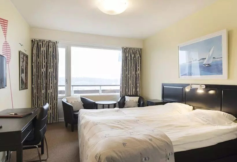 オーシャンビュースタンダードルームバルコニー付き, Skärgårdshotellet