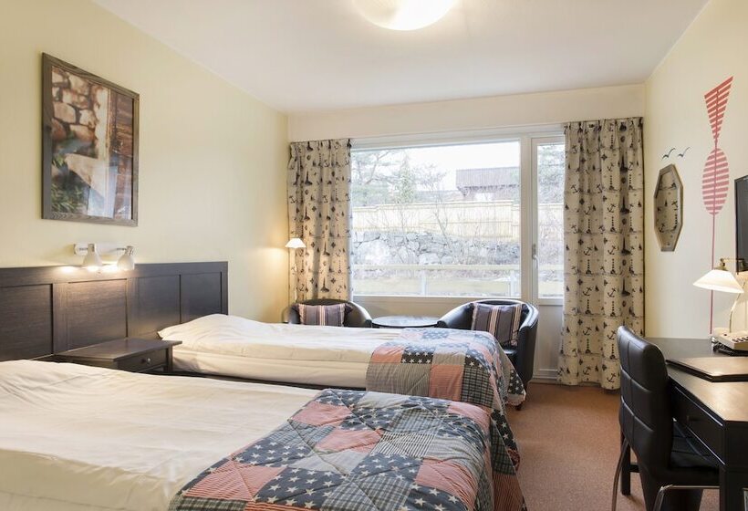 Номер Стандарт Вид на Горы, Skärgårdshotellet