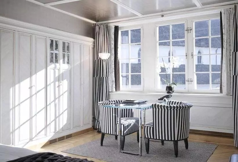 اتاق استاندارد یک نفره, Widder Hotel   Zurichs Luxury Hideaway