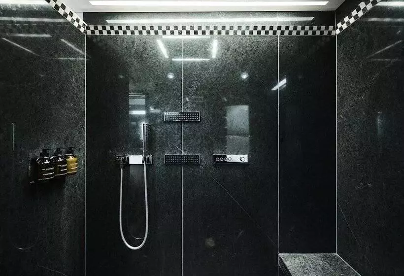 سوییت خانوادگی, Widder Hotel   Zurichs Luxury Hideaway