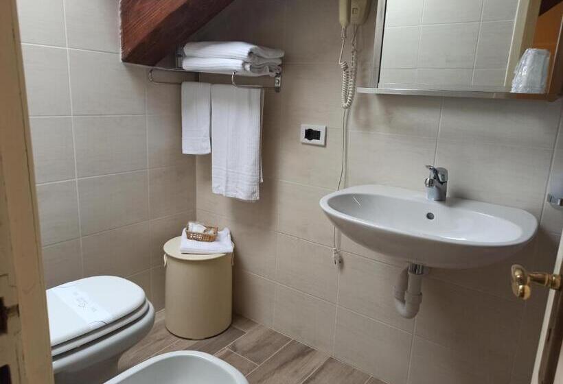 高级大房间, Miramare